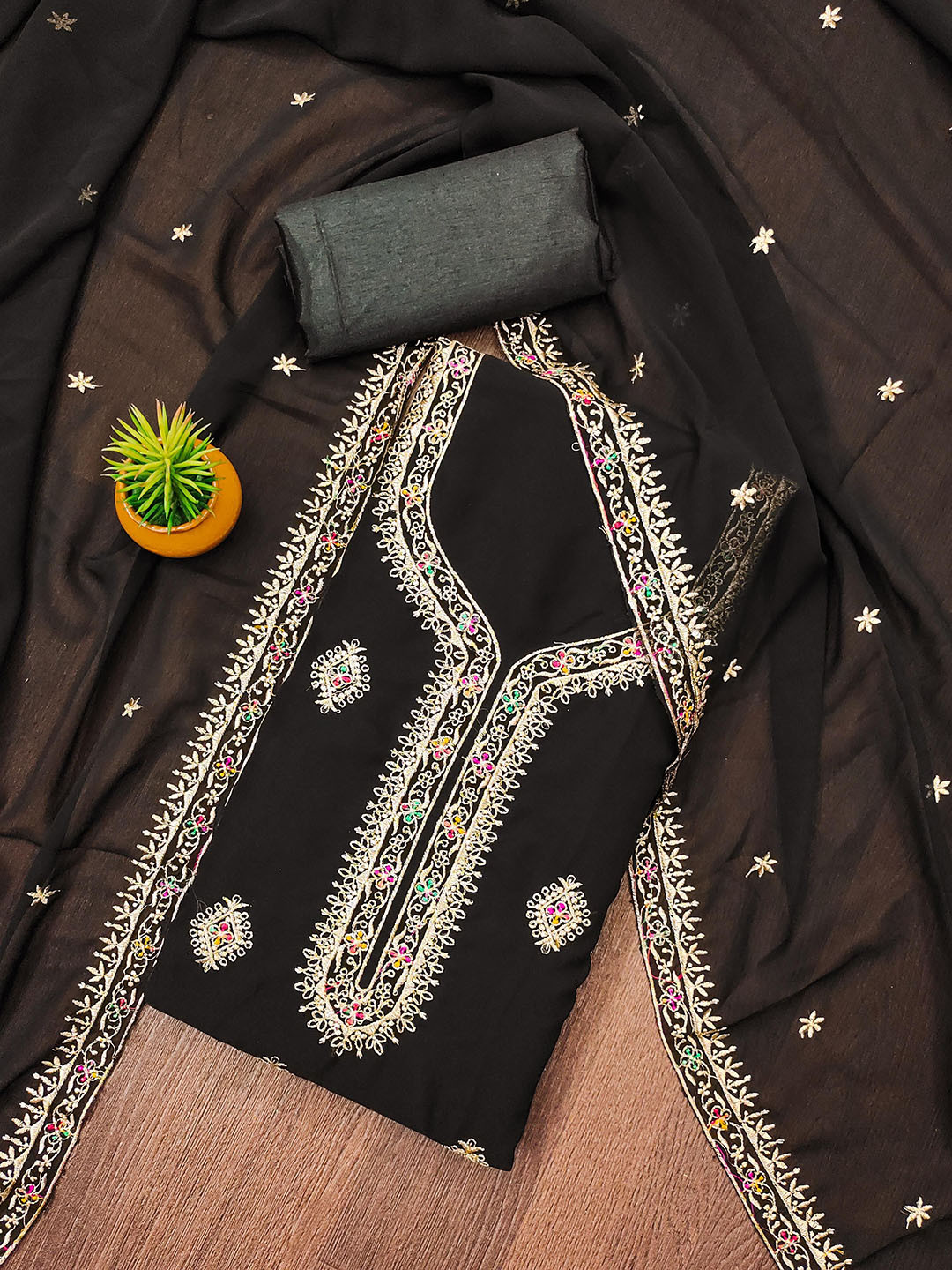 

SHADOW & SAINING Embroidered Silk Georgette Unstitched Dress Material, Black