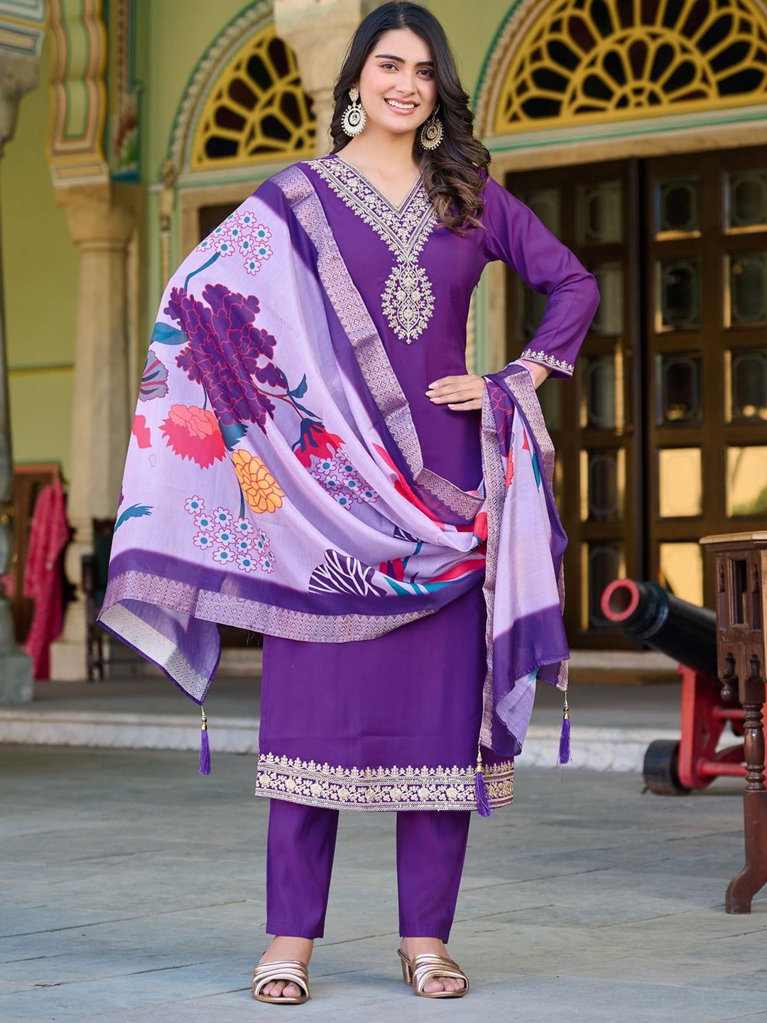 

Siya Fashion Women Embroidered Regular Kurta with Trousers & With Dupatta, Purple