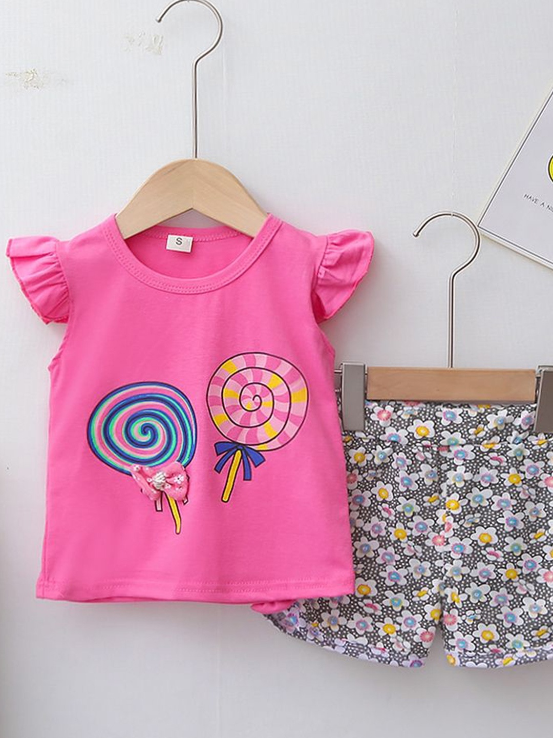 

LULU & SKY Girls Printed T-shirt with Shorts, Pink