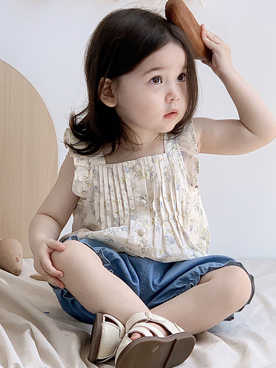 

LULU & SKY Girls Printed Top with Shorts, Blue