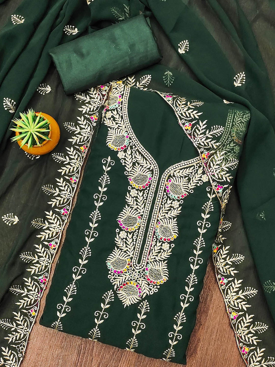 

SHADOW & SAINING Embroidered Silk Georgette Unstitched Dress Material, Green