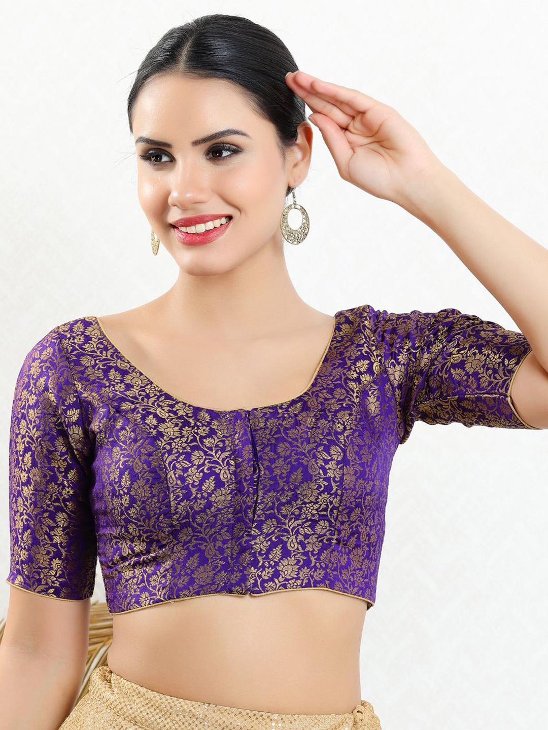 

VAMAS - THE DESIGNER BLOUSES Women Round Neck Padded Saree Blouse, Purple