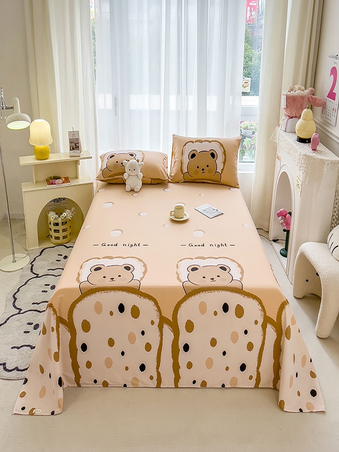 

JC HOME Beige & White Graphic 140 TC King Bedsheet with 2 Pillow Covers