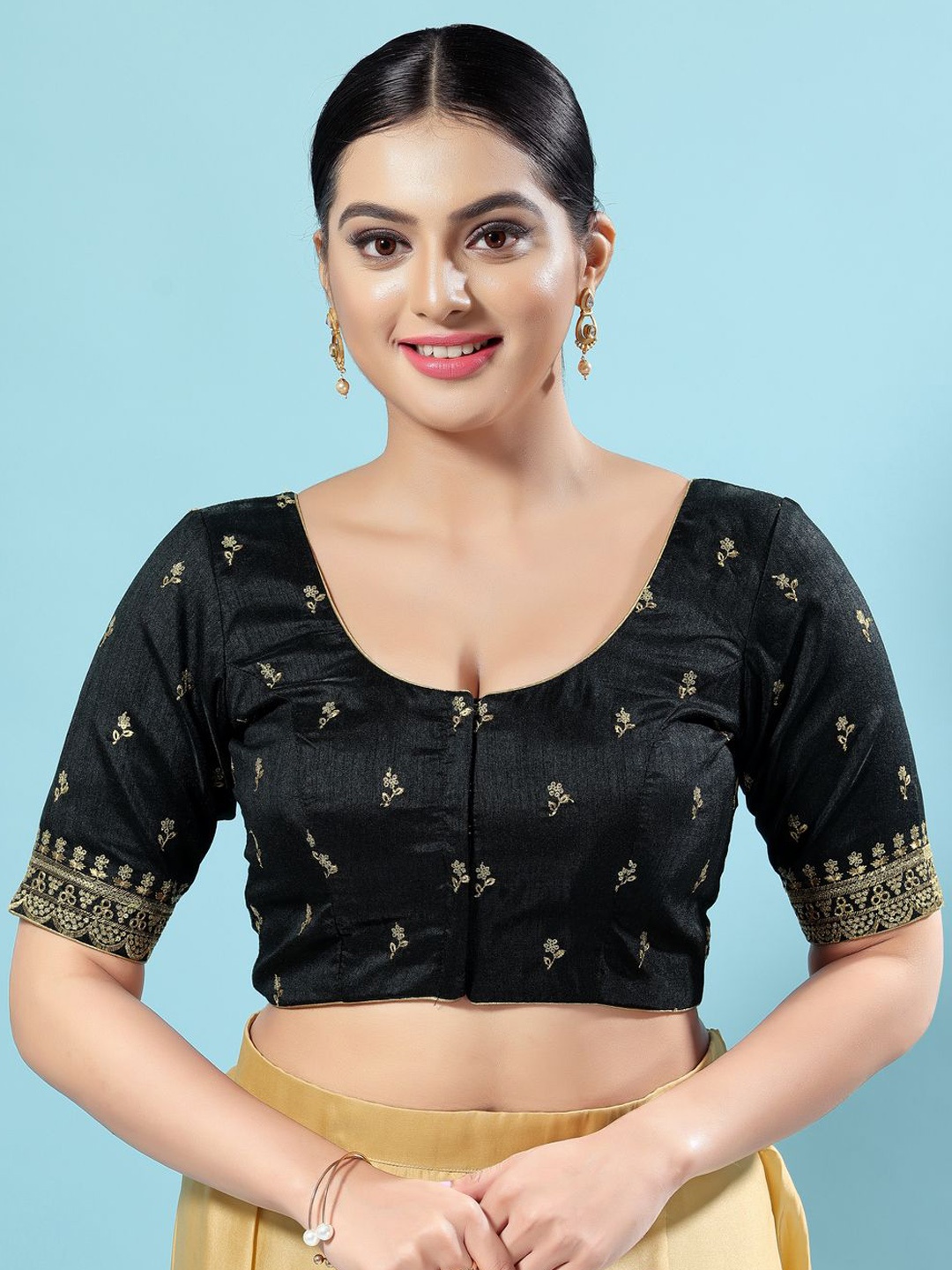 

VAMAS - THE DESIGNER BLOUSES Women Round Neck Padded Saree Blouse, Black