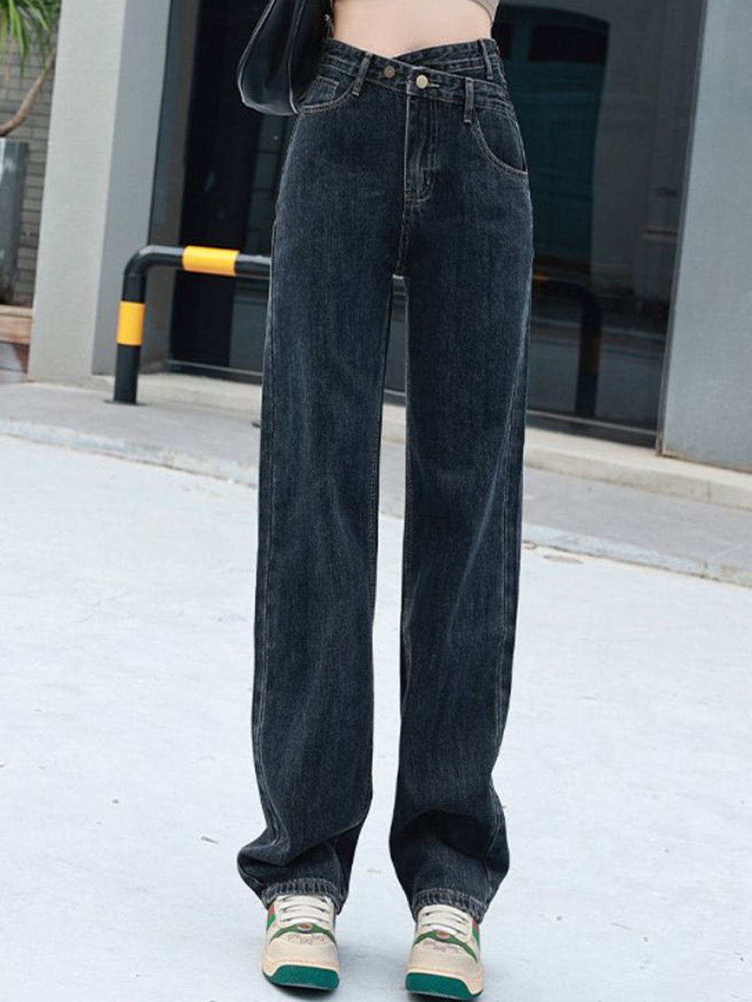 

StyleCast Women Straight Fit High-Rise Jeans, Blue
