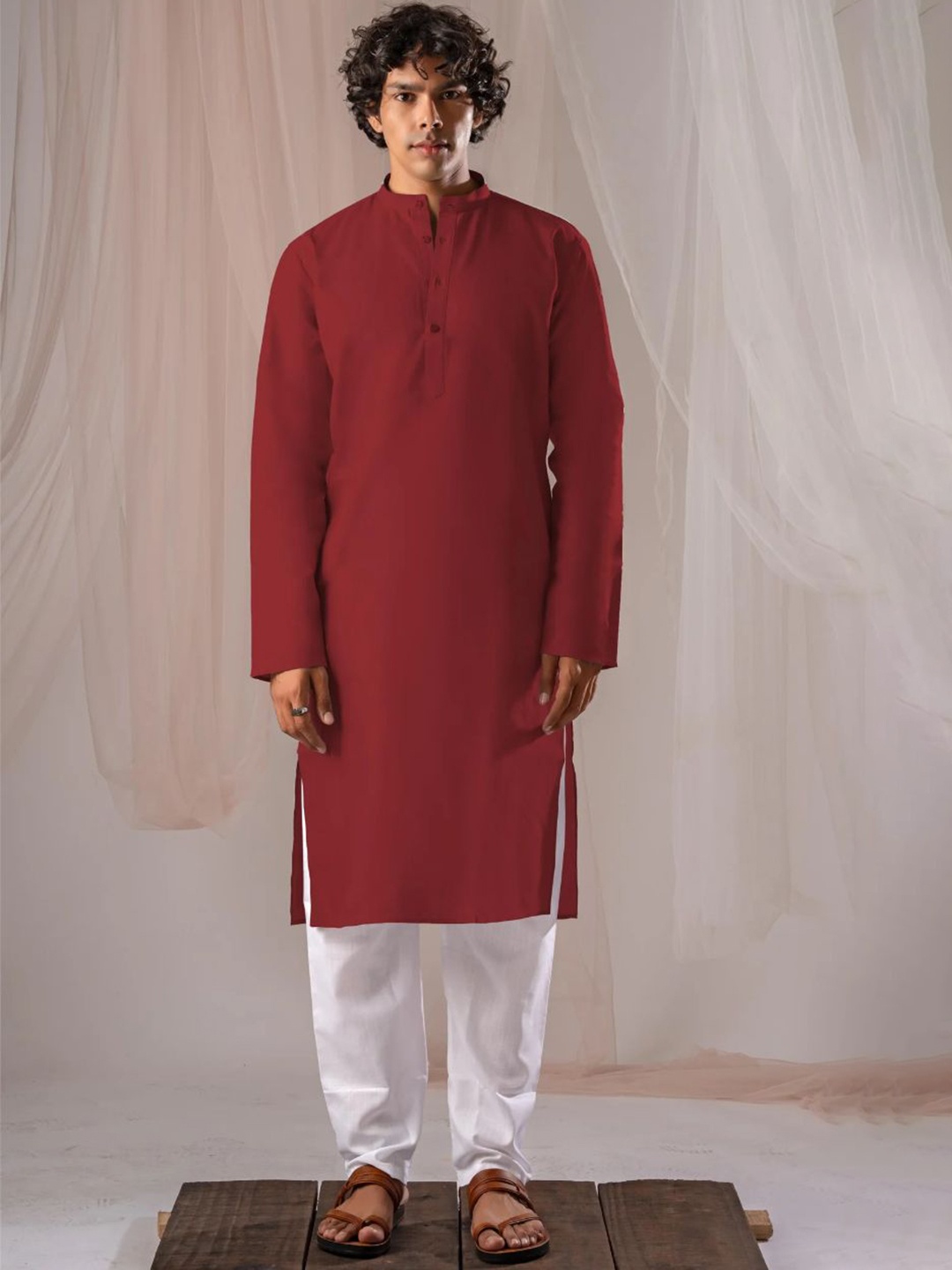 

5 Stitch Men Regular Kurta with Pyjamas, Red