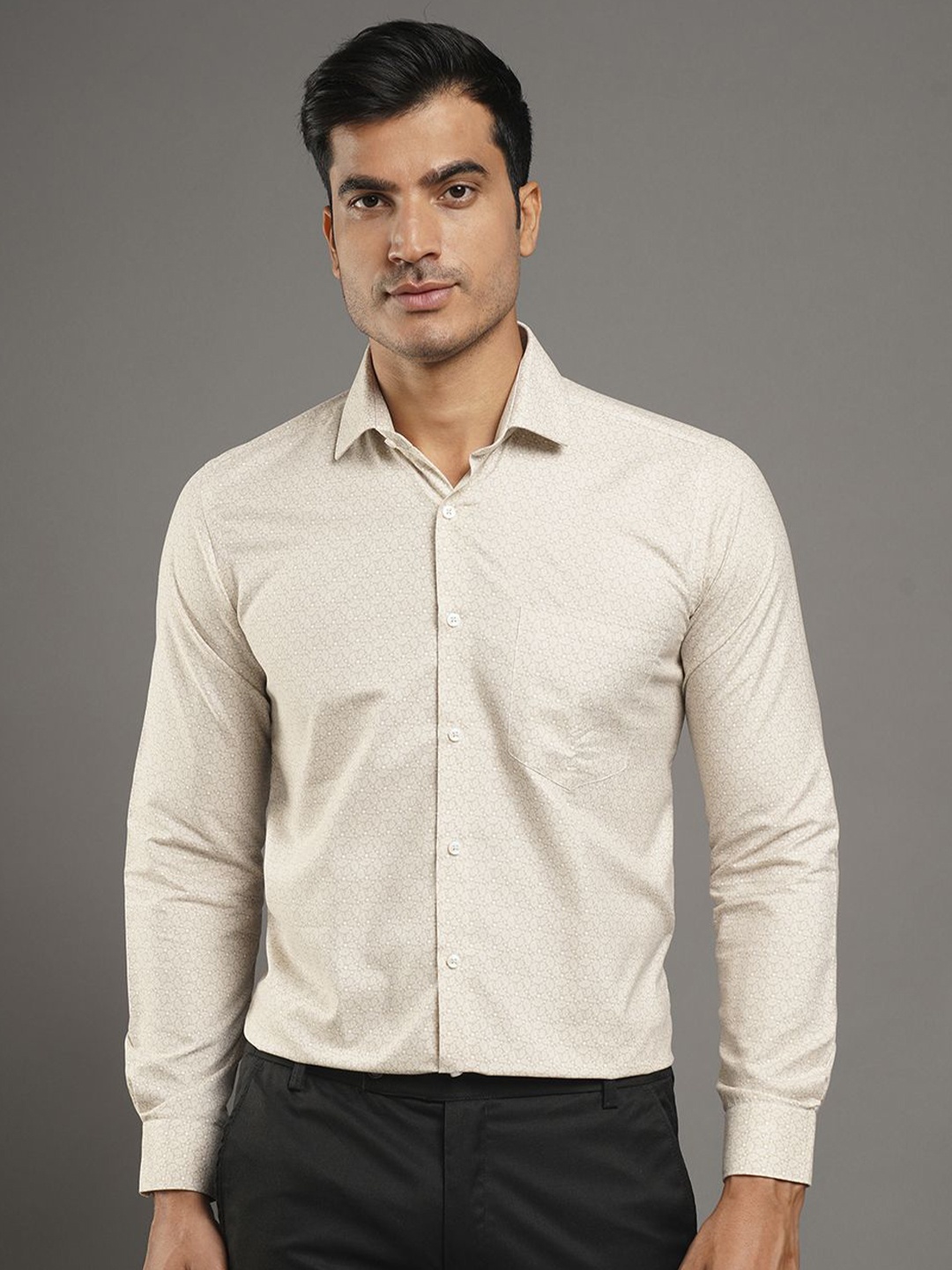 

John Philips Men Slim Fit Opaque Printed Casual Shirt, Peach