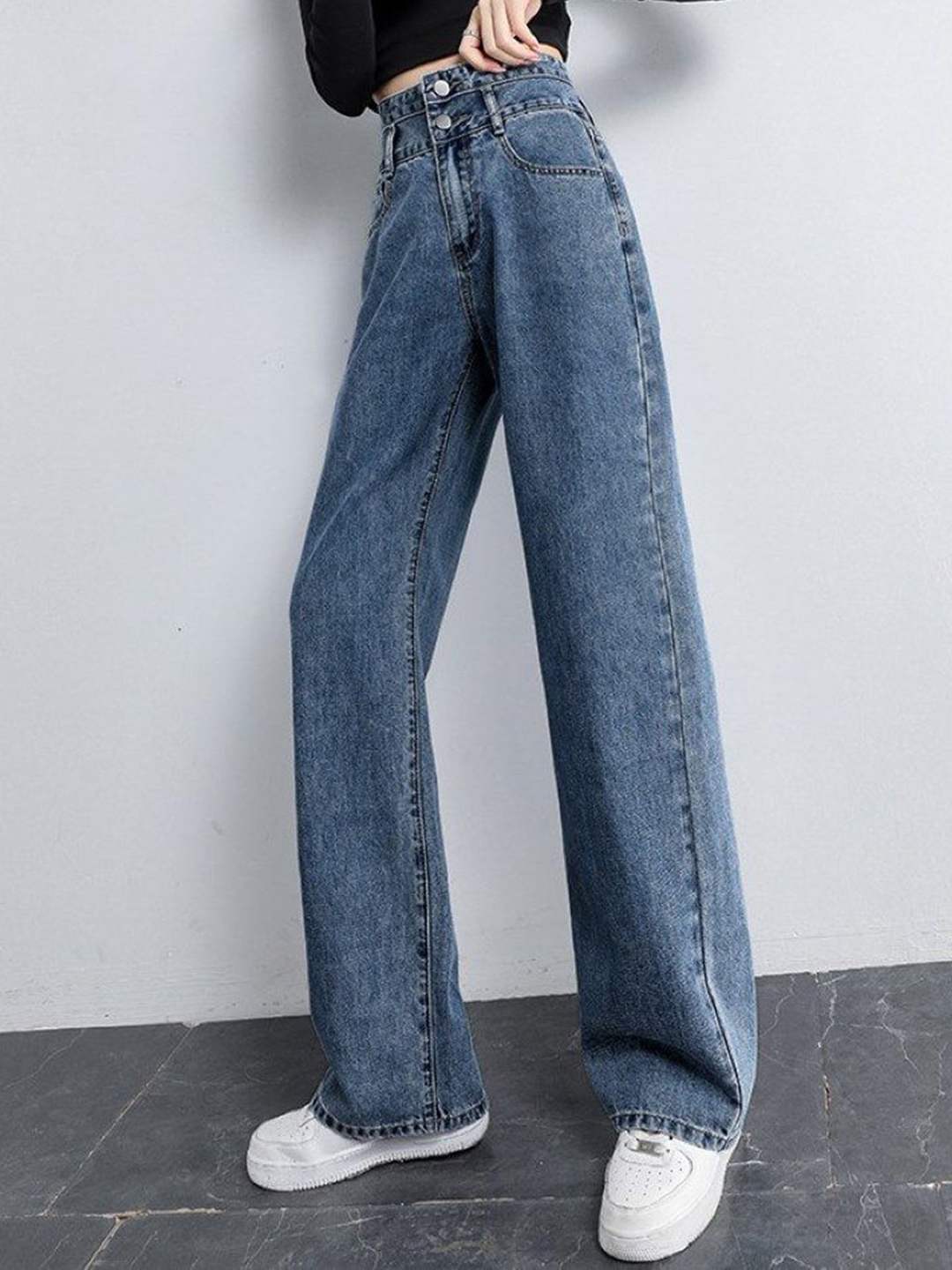 

StyleCast Women Straight Fit High-Rise Jeans, Blue