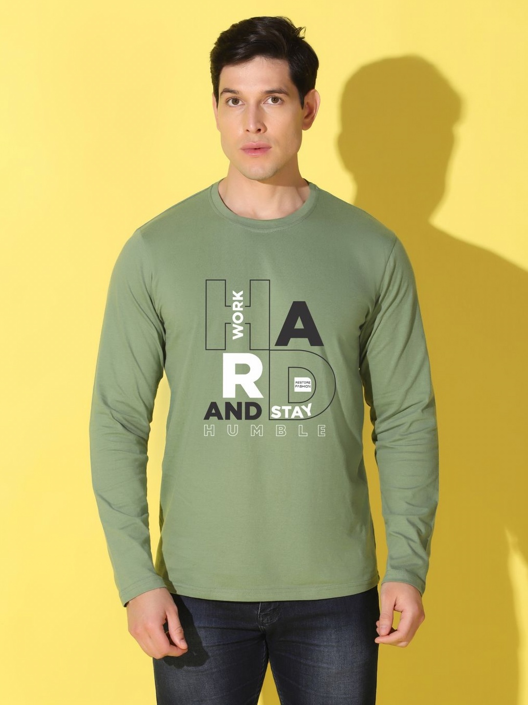

WOOSTRO Men Typography Printed Slim Fit T-shirt, Green