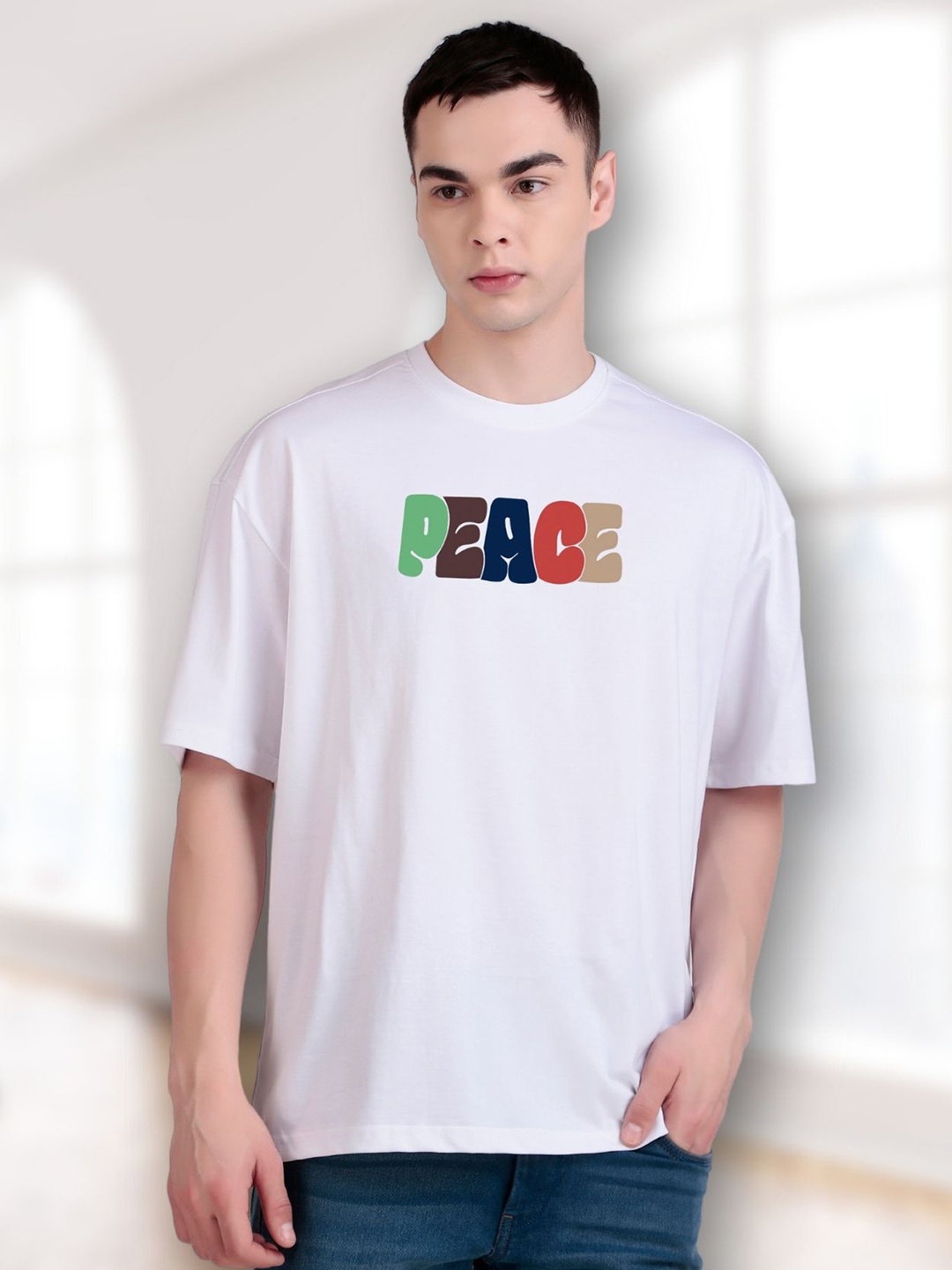 

FLYIND VOGUE OUTFIT Men Printed Bio Finish Applique T-shirt, White