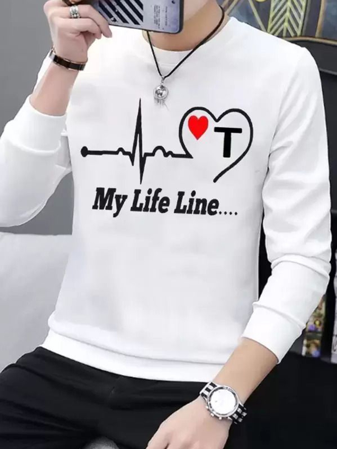 

Unicus Apparel Men Printed V-Neck Applique T-shirt, White