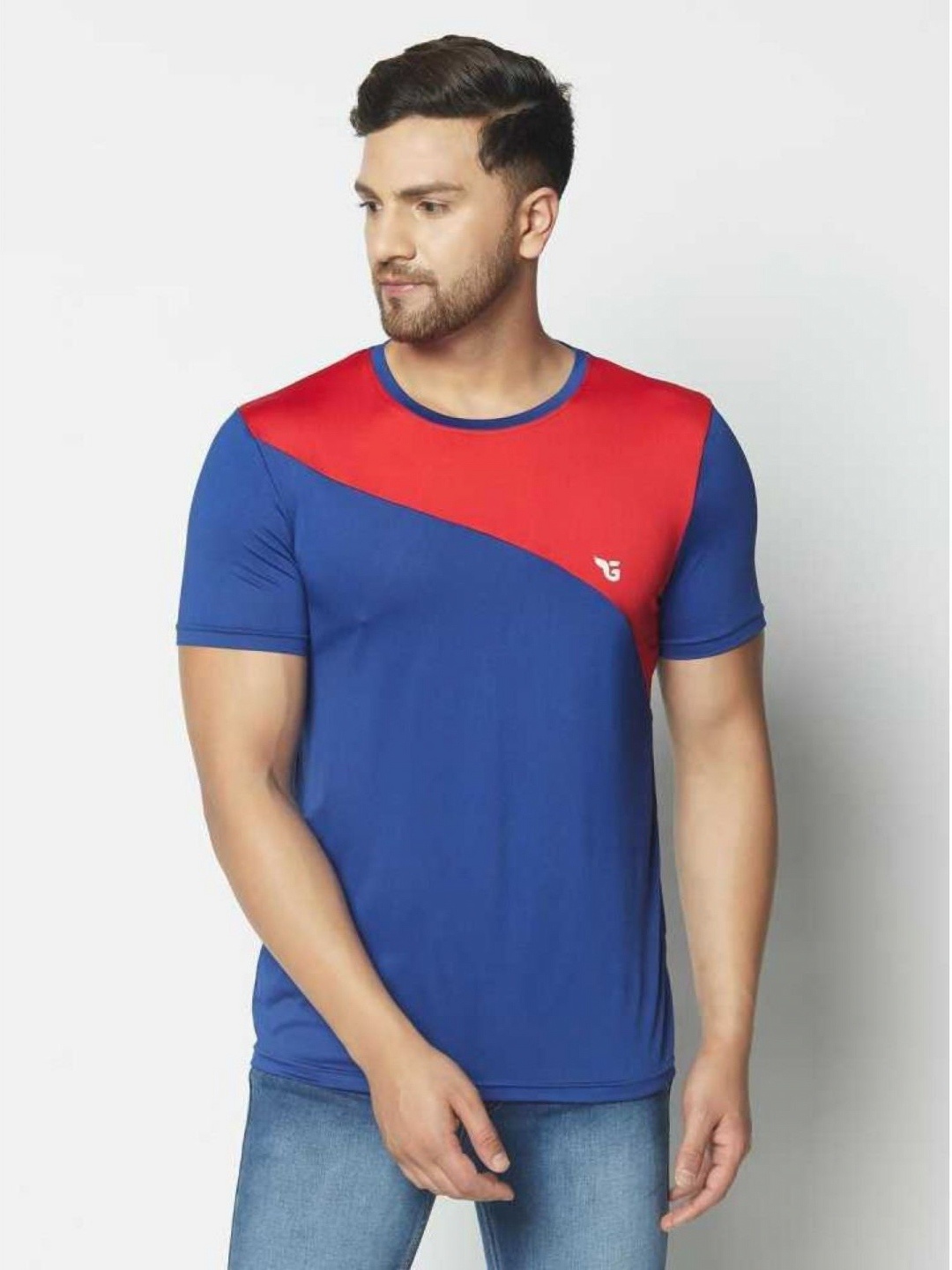 

Unicus Apparel Men Colourblocked Pockets T-shirt, Red