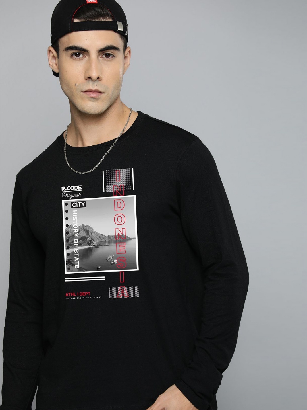 

R.Code by The Roadster Life Co. Men Typography Printed Applique T-shirt, Black