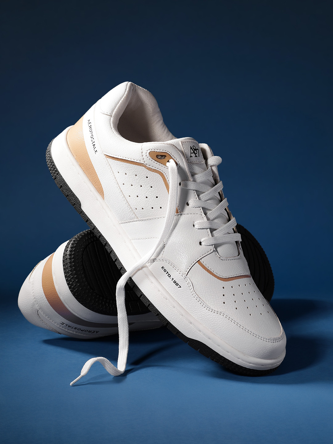 Aeropostale Men Perforated Detail Sneakers