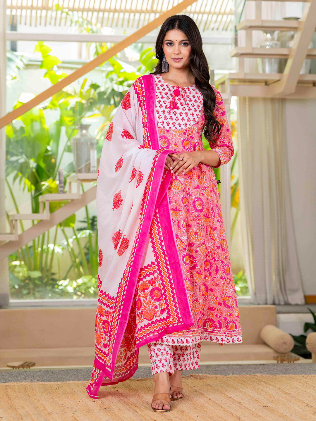 Pistaa Women Pink Floral Printed Gotta Patti Kurta Set with Trousers & With Dupatta