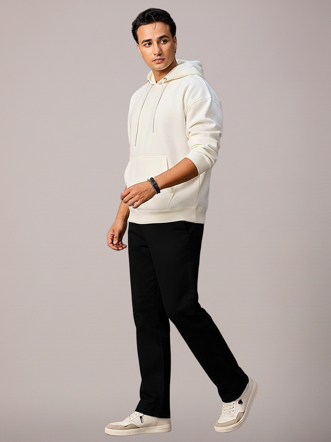 Urbano Fashion Men Black Slim Fit Solid Regular Trousers