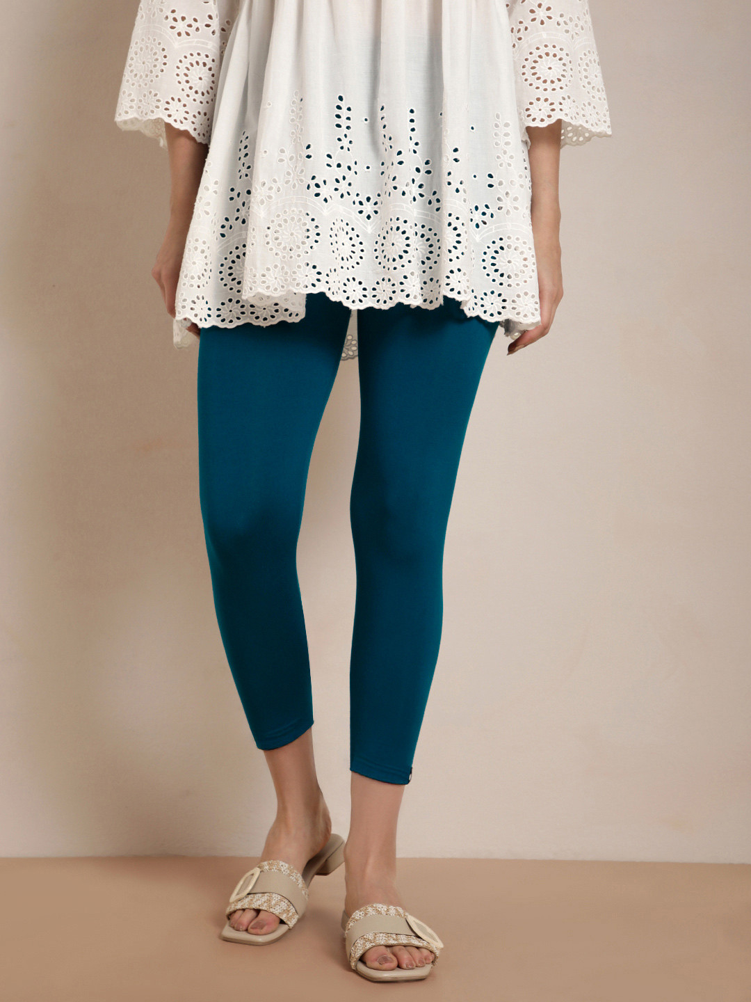 Twin Birds Women Mid-Rise Skinny Fit Solid High Ankle Length Leggings
