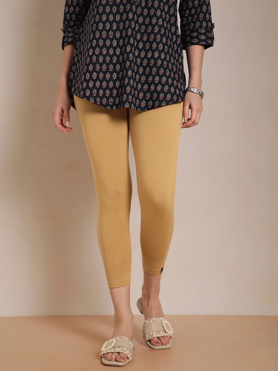 Twin Birds Women Mid-Rise Skinny Fit Solid High Ankle Length Leggings