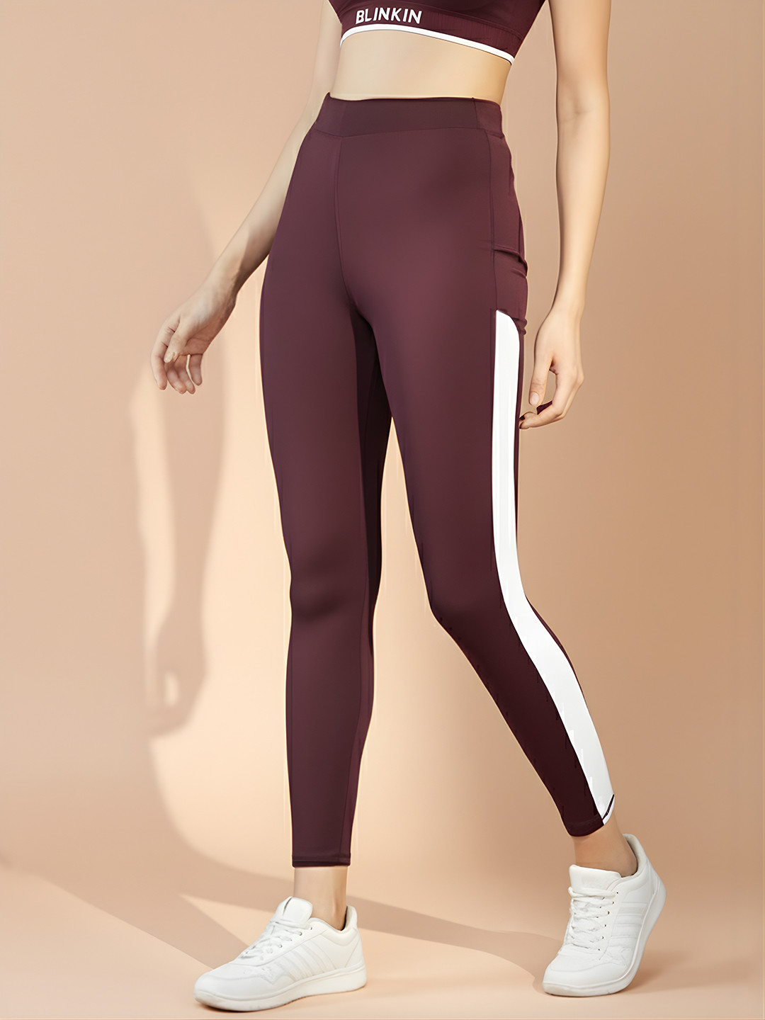 Blinkin Women Burgundy Solid Tights