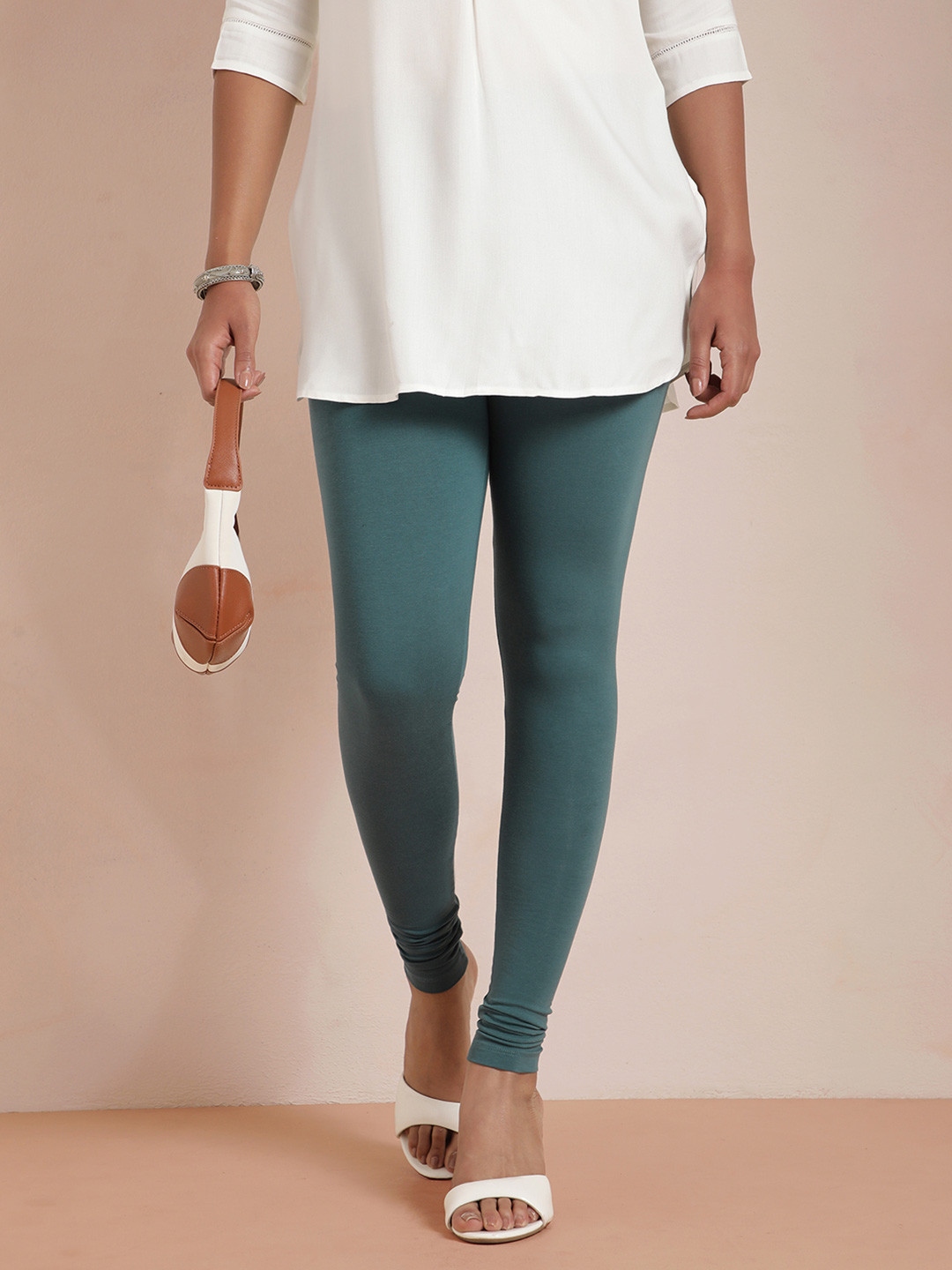 TWIN BIRDS Women Navy Blue Solid Churidar-Length Leggings