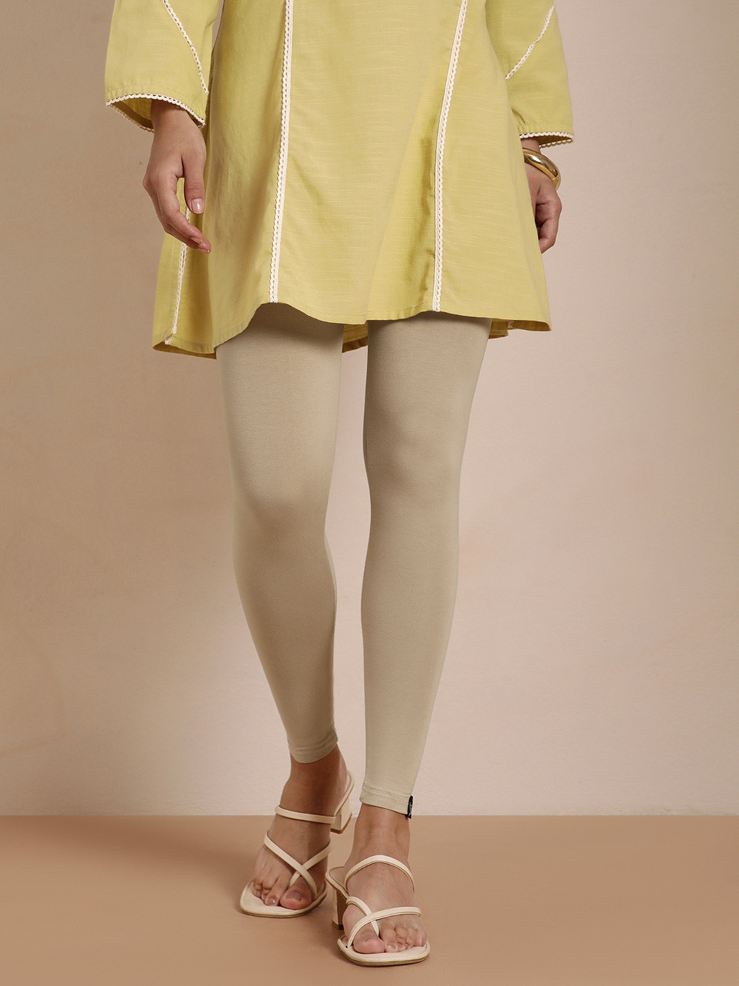 TWIN BIRDS Women Beige Solid Ankle Length Leggings