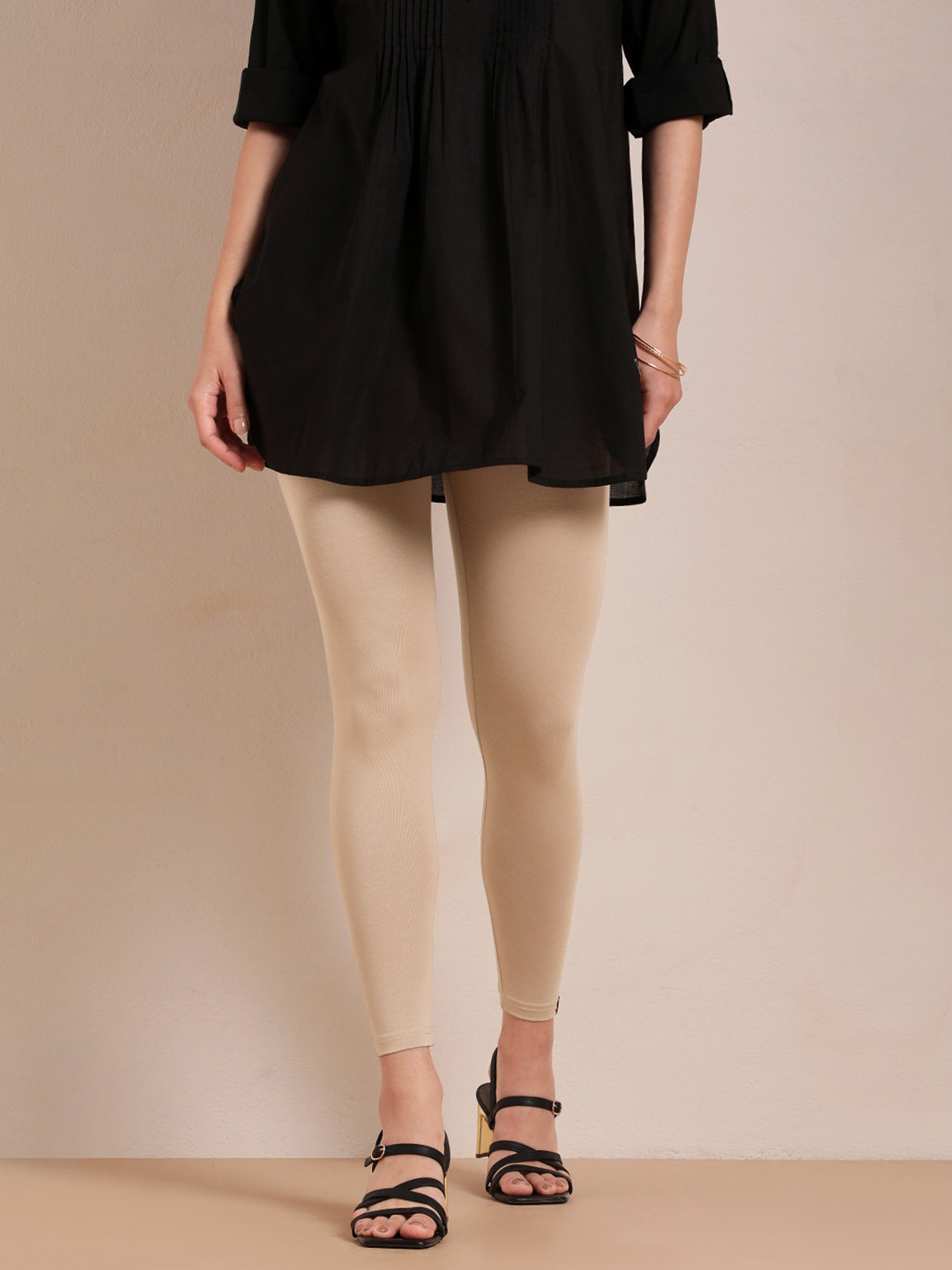 TWIN BIRDS Women Beige Solid Ankle-Length Leggings