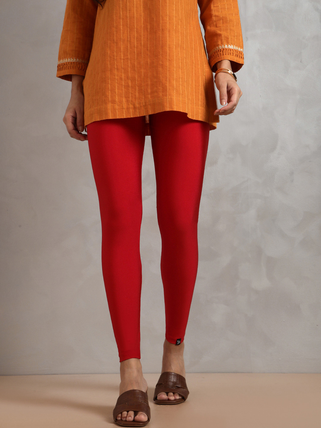 TWIN BIRDS Women Red Solid Ankle-Length Shimmer Leggings