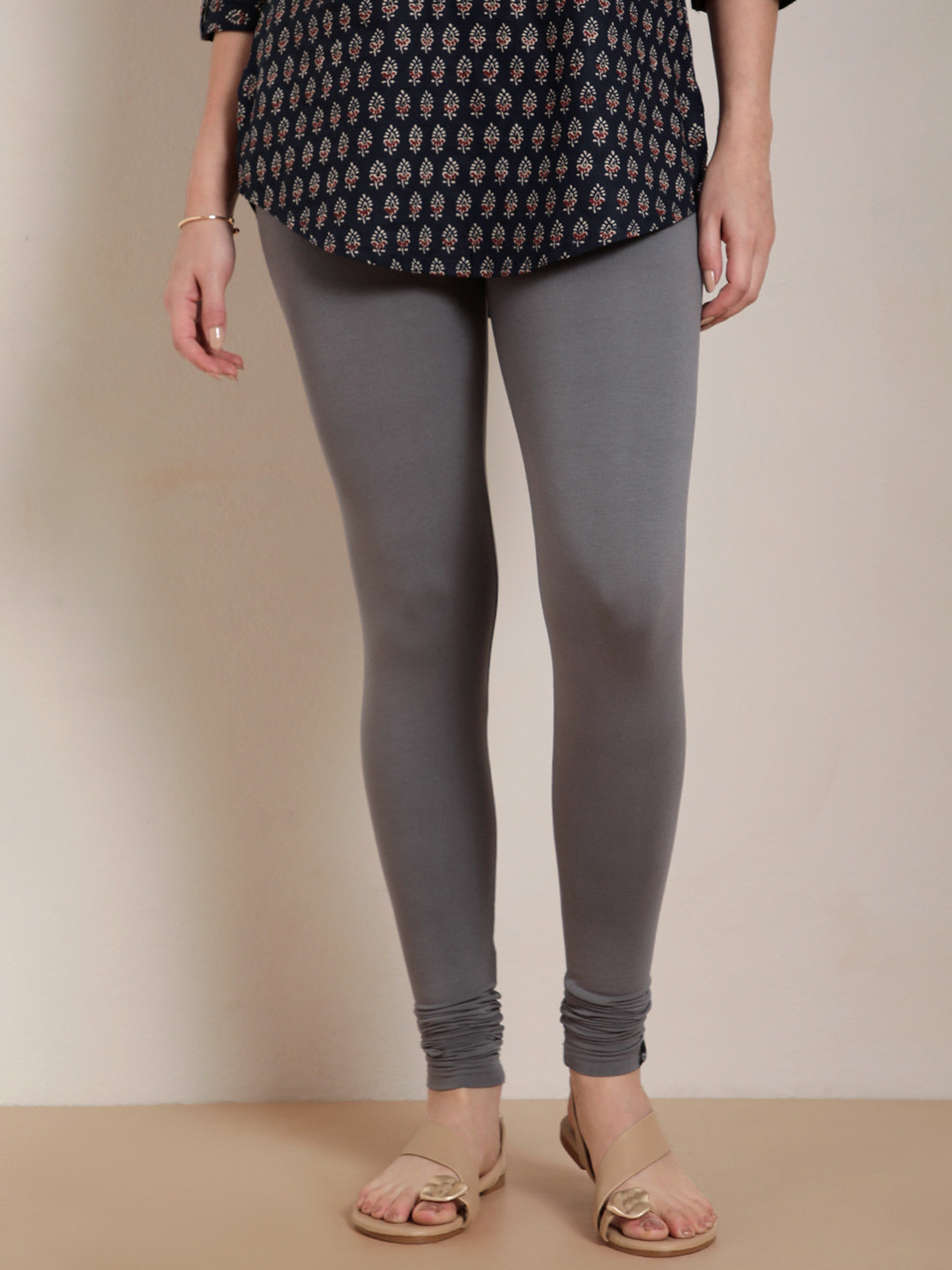 TWIN BIRDS Women Charcoal Grey Solid Churidar-Length Leggings
