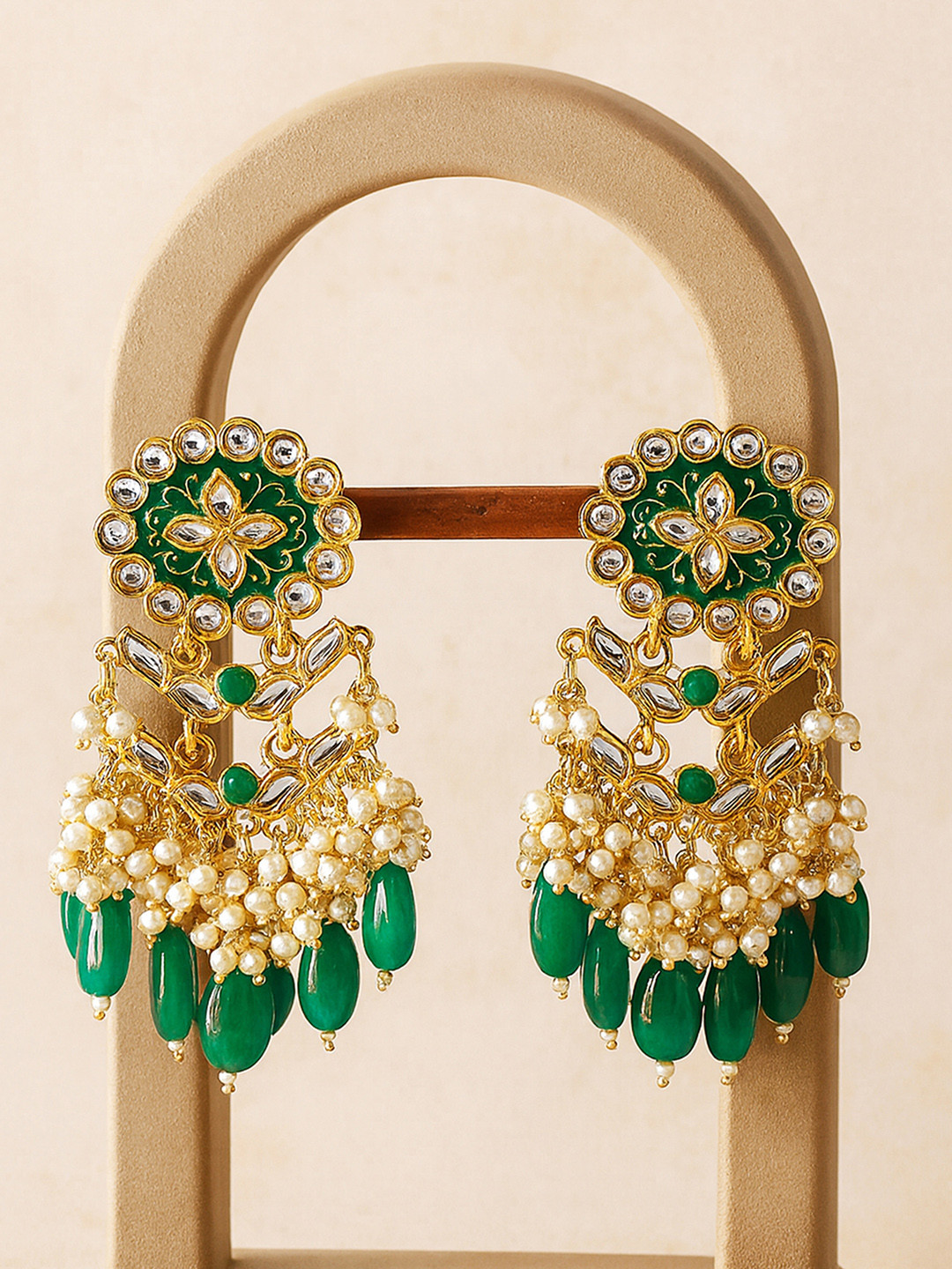 KARATCART Contemporary Chandbalis Earrings