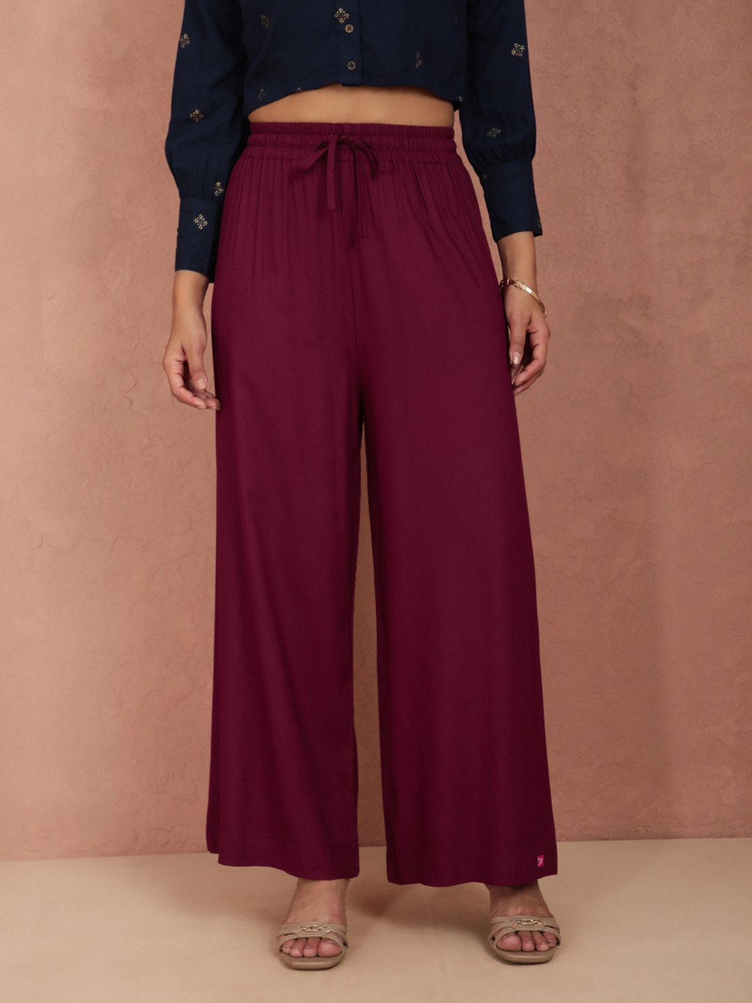 TWIN BIRDS Women Burgundy Solid Wide Leg Palazzos