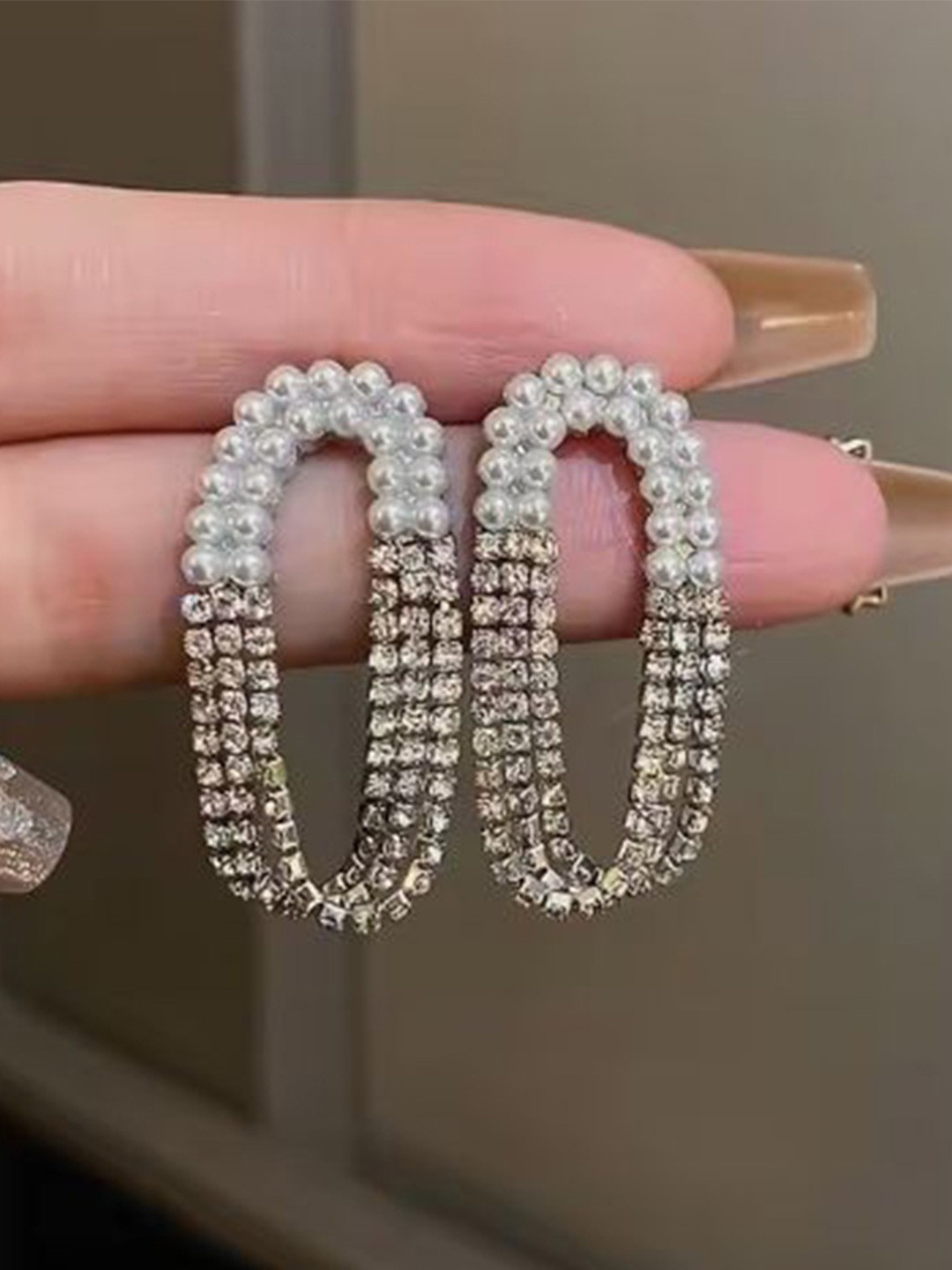 

ISHKAARA Silver-Plated Crystals Studded Oval Drop Earrings