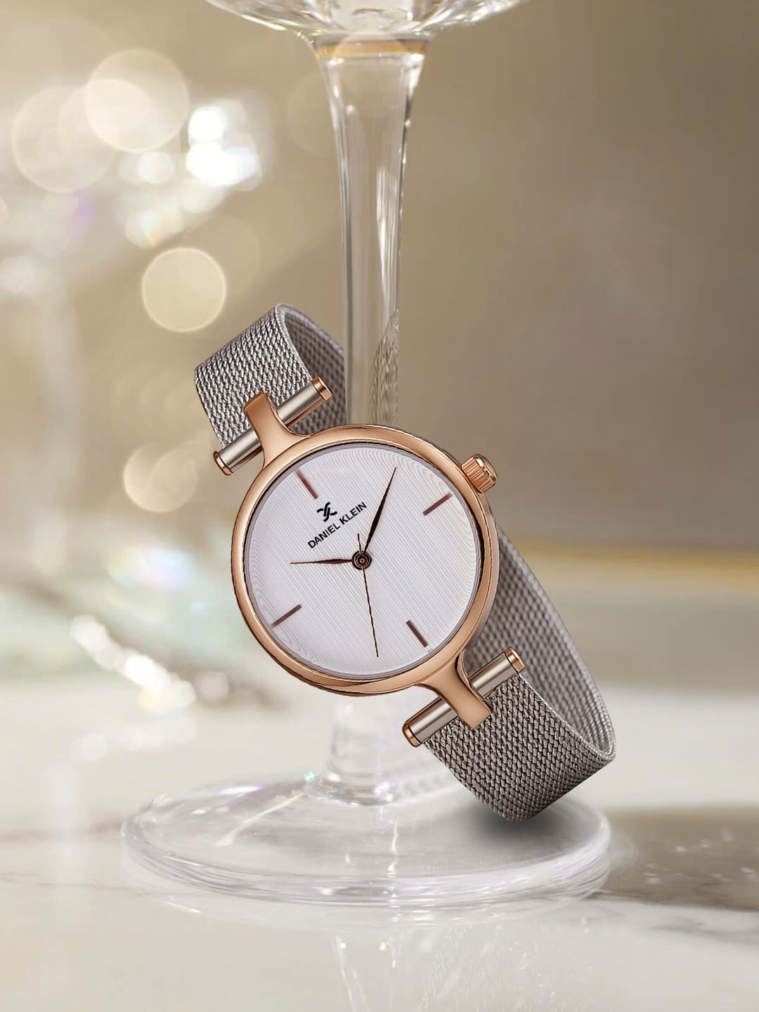 Daniel Klein Premium Women Silver-Toned Analogue Watch DK11914-2