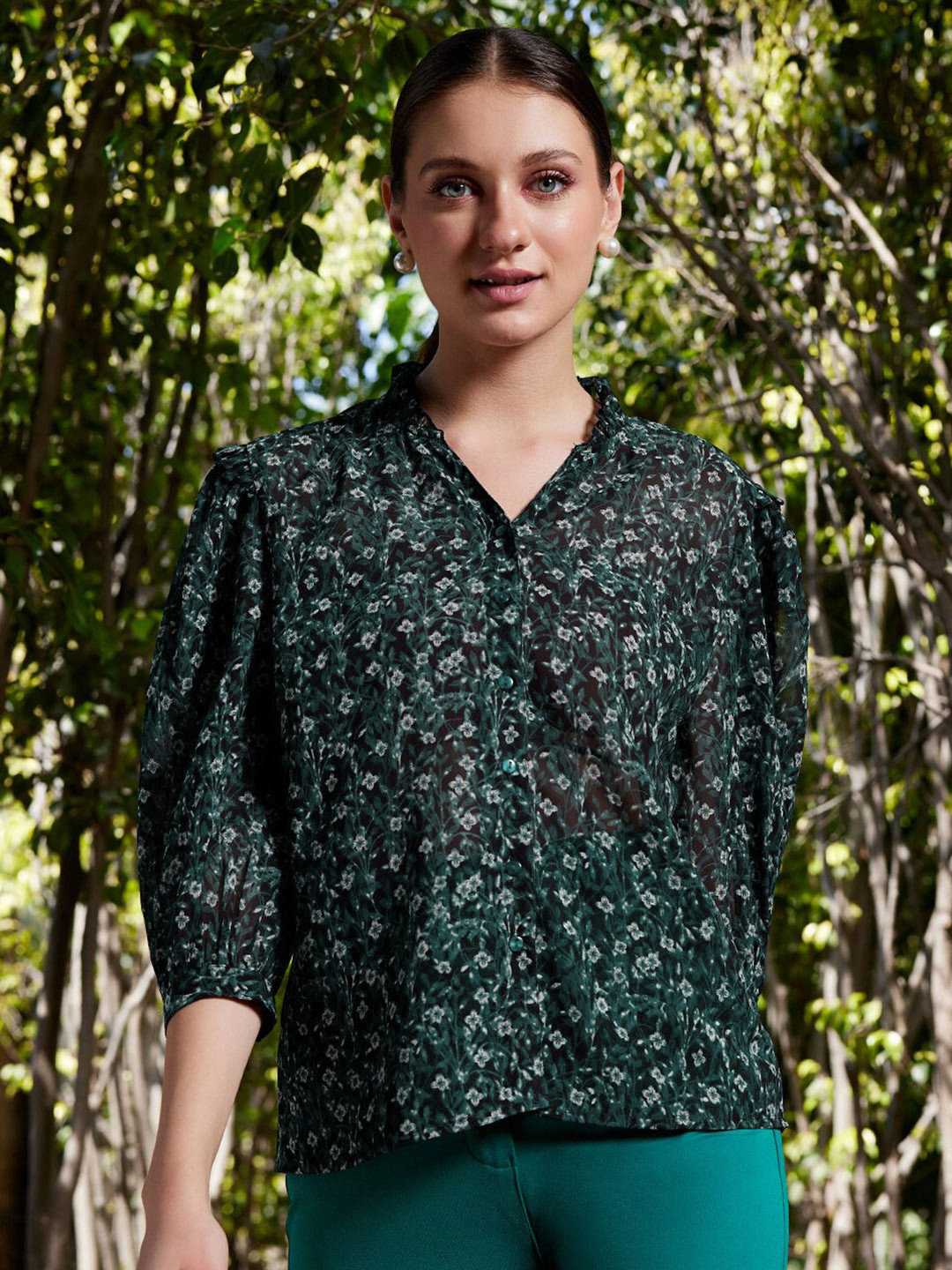 STREET 9 Green Floral Printed Casual Regular Fit Shirt