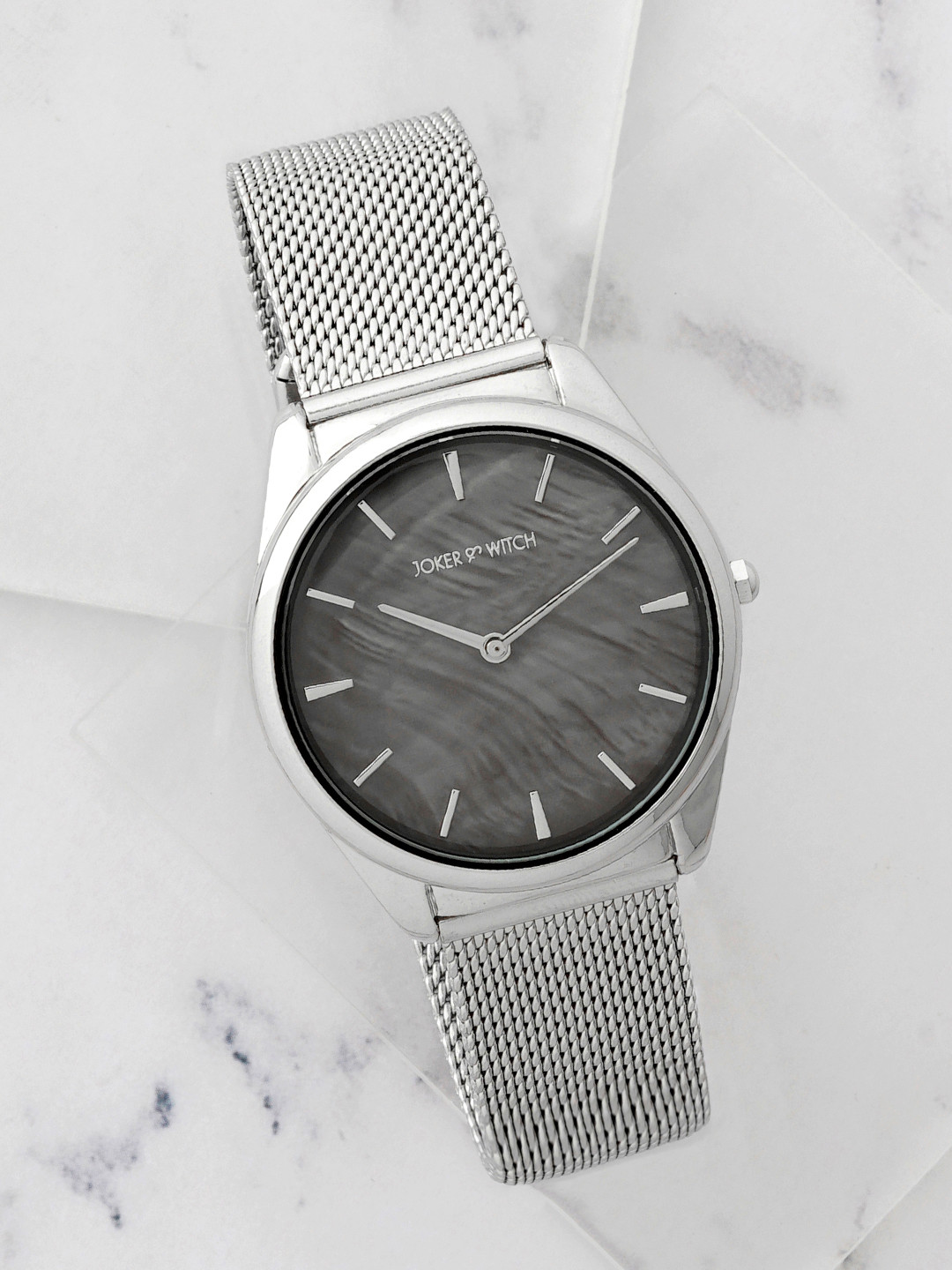 JOKER & WITCH Women Black Dial & Silver Toned Bracelet Style Straps Analogue Watch