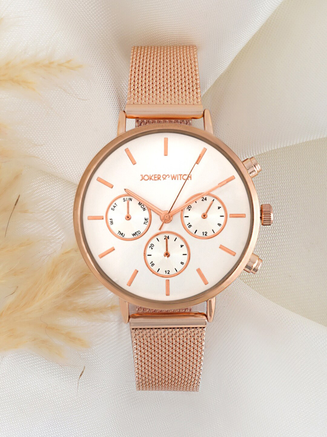 JOKER & WITCH Women Rose Gold-Toned Dial & Rose Gold Bracelet Style Watch AMWW622