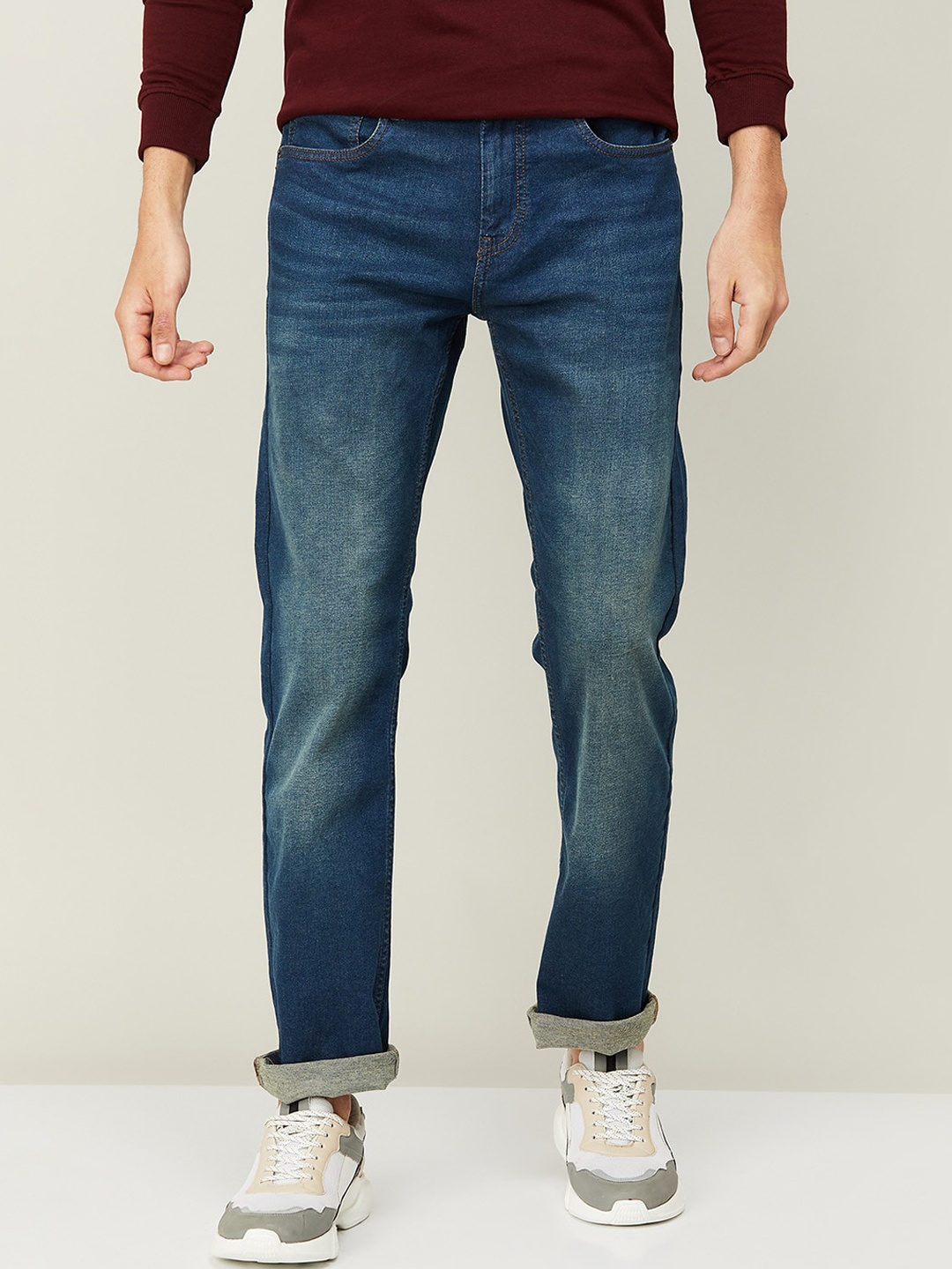 

Fame Forever by Lifestyle Men Blue Slim Fit Low Distress Light Fade Jeans