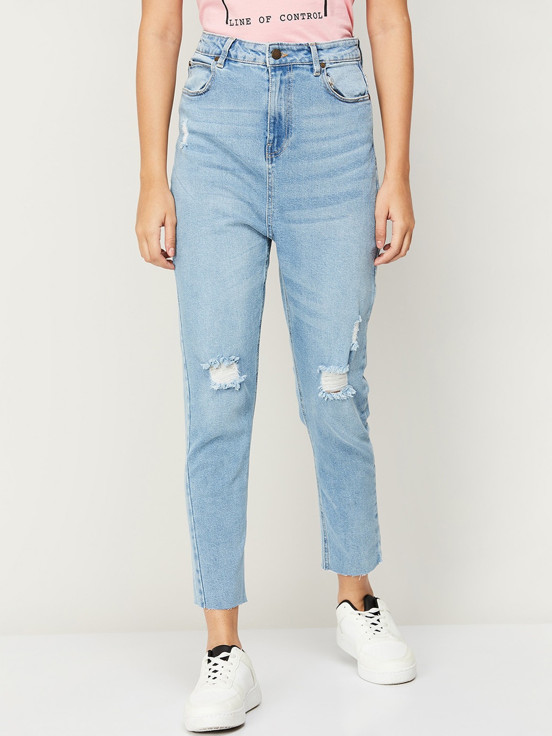 

Fame Forever by Lifestyle Women Blue Straight Fit Mildly Distressed Light Fade Jeans