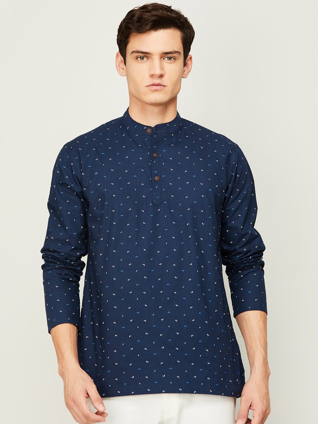 

Melange by Lifestyle Men Navy Blue Geometric Cotton Short Kurta