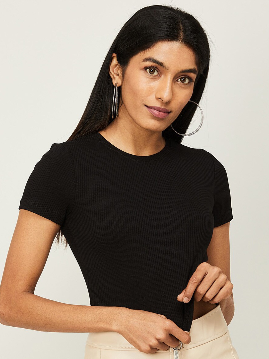 

Ginger by Lifestyle Woman Solid Viscose Rayon Top, Black