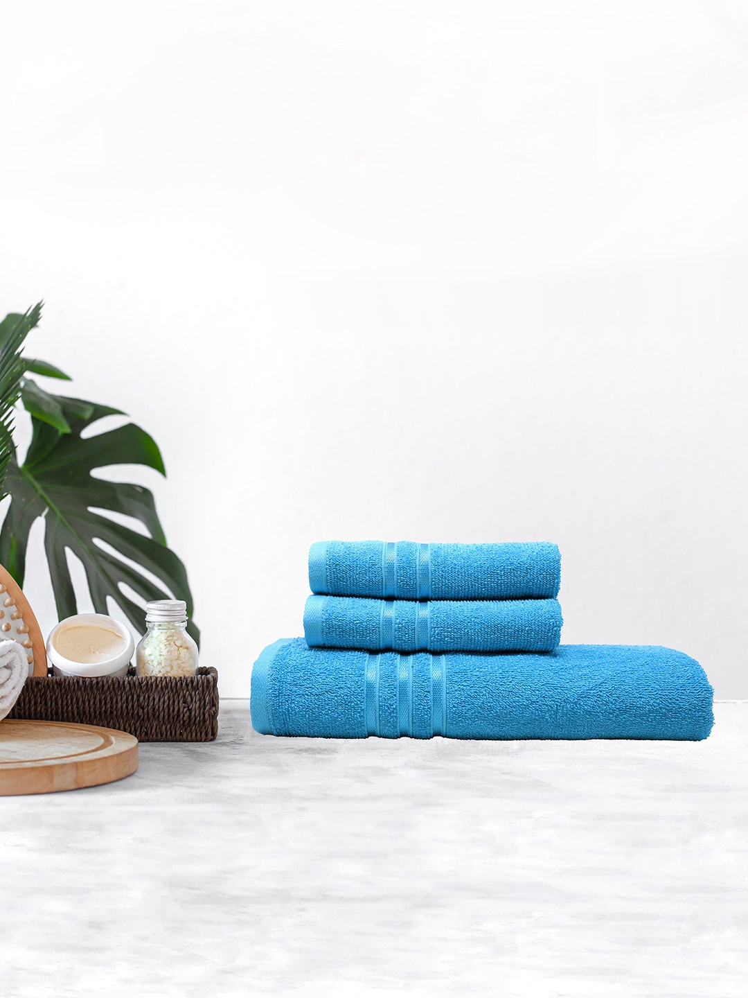 

MYTRIDENT Set of 3 Blue Solid Pure Cotton 380 GSM Towel Set