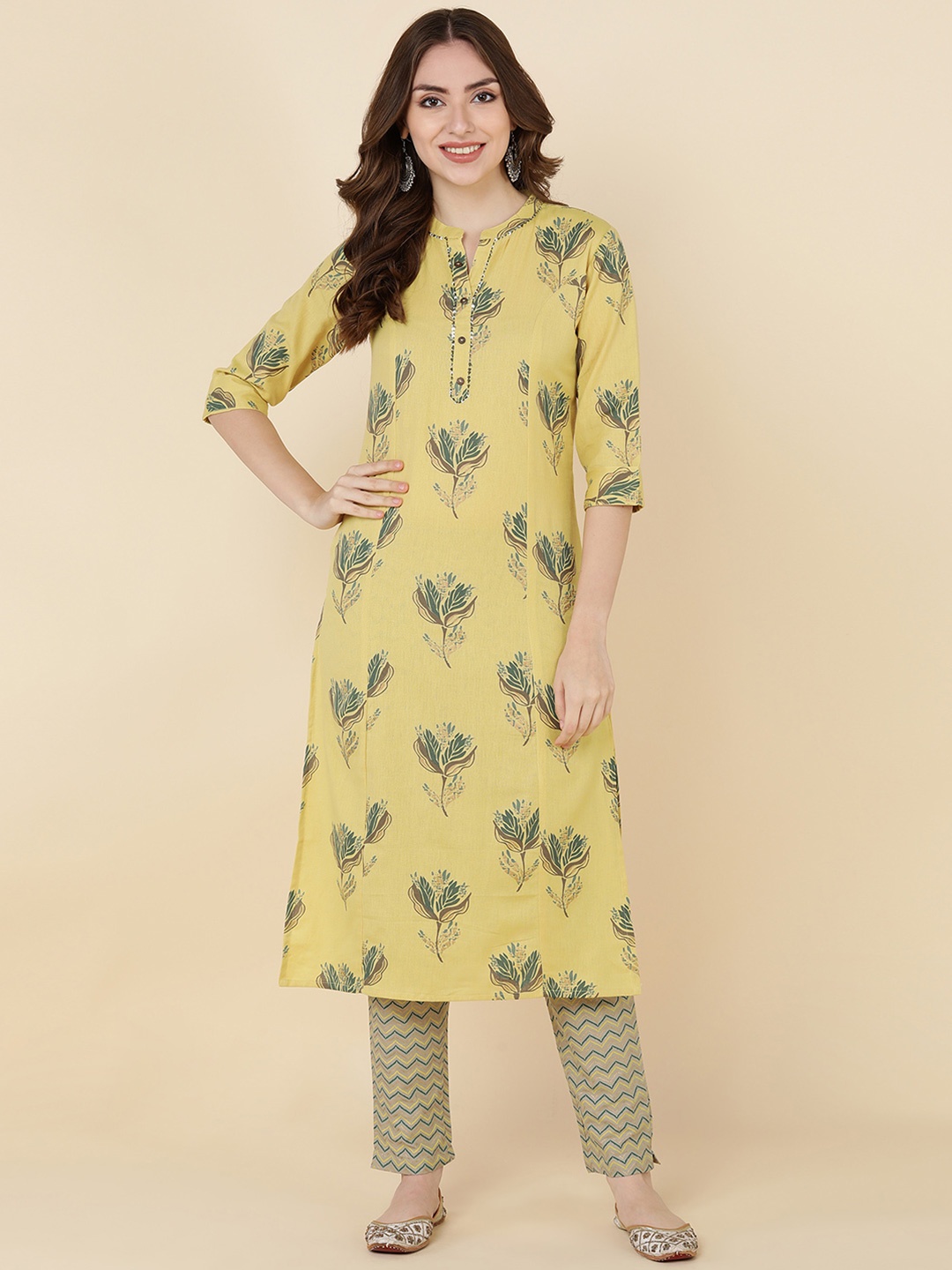 

HERE&NOW Women Yellow Floral Printed Kurta with Trousers