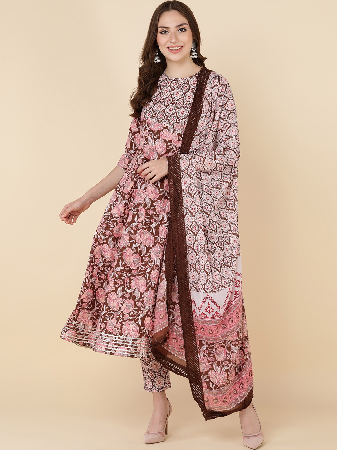 

HERE&NOW Women Brown Floral Printed Pure Cotton Kurta &Trousers With Dupatta