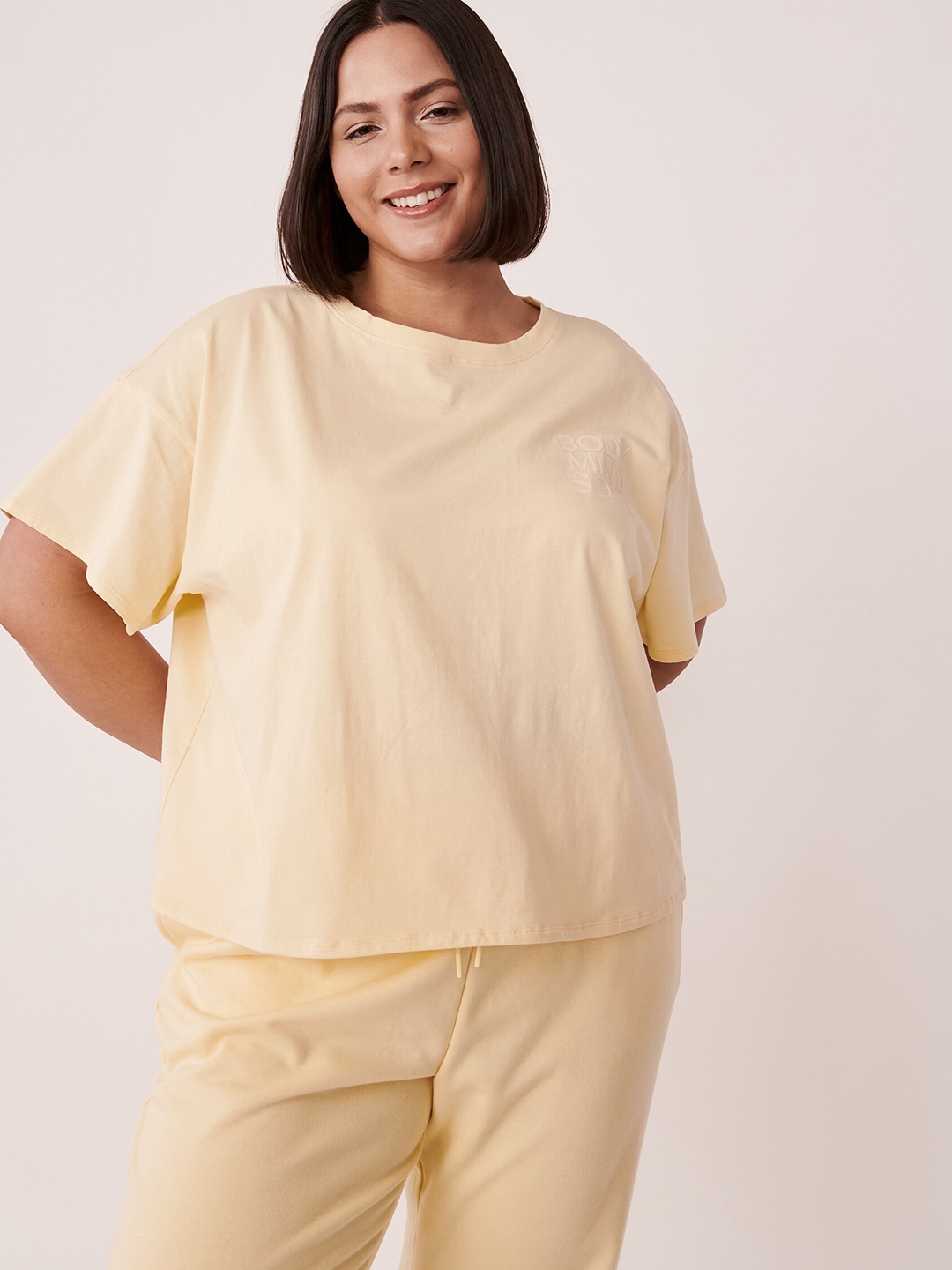 

La Vie en Rose Plus Size Women Yellow Solid Cotton Lounge Tshirt