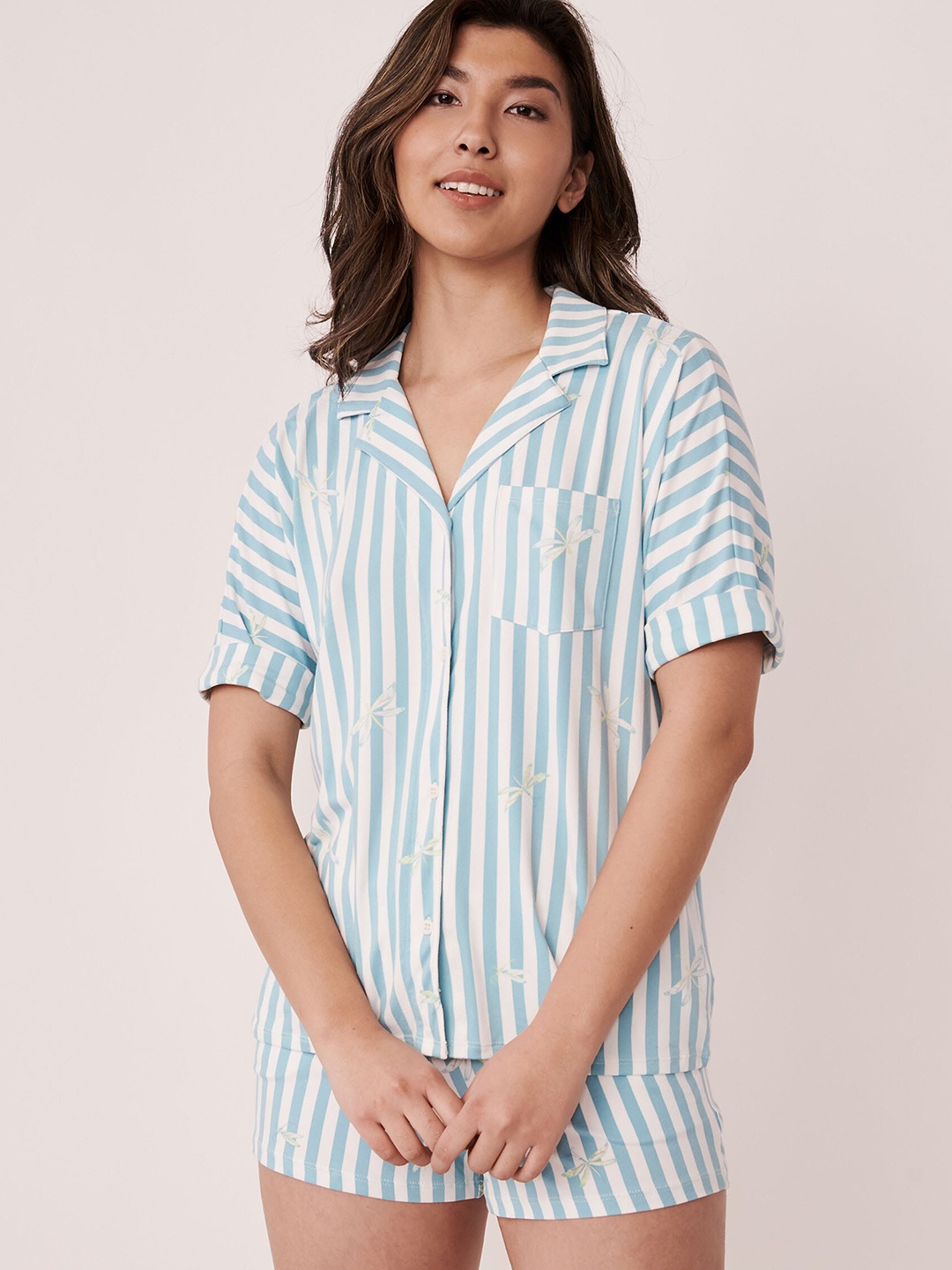 

La Vie en Rose White & Blue Striped Shirt Style Lounge Top