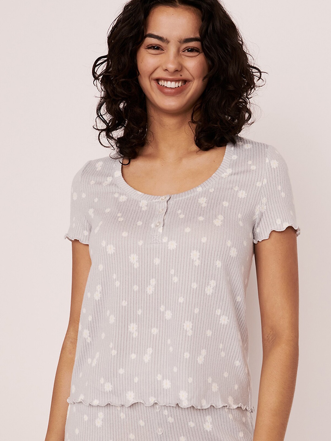 

La Vie en Rose Women Grey Printed Lounge T-shirt