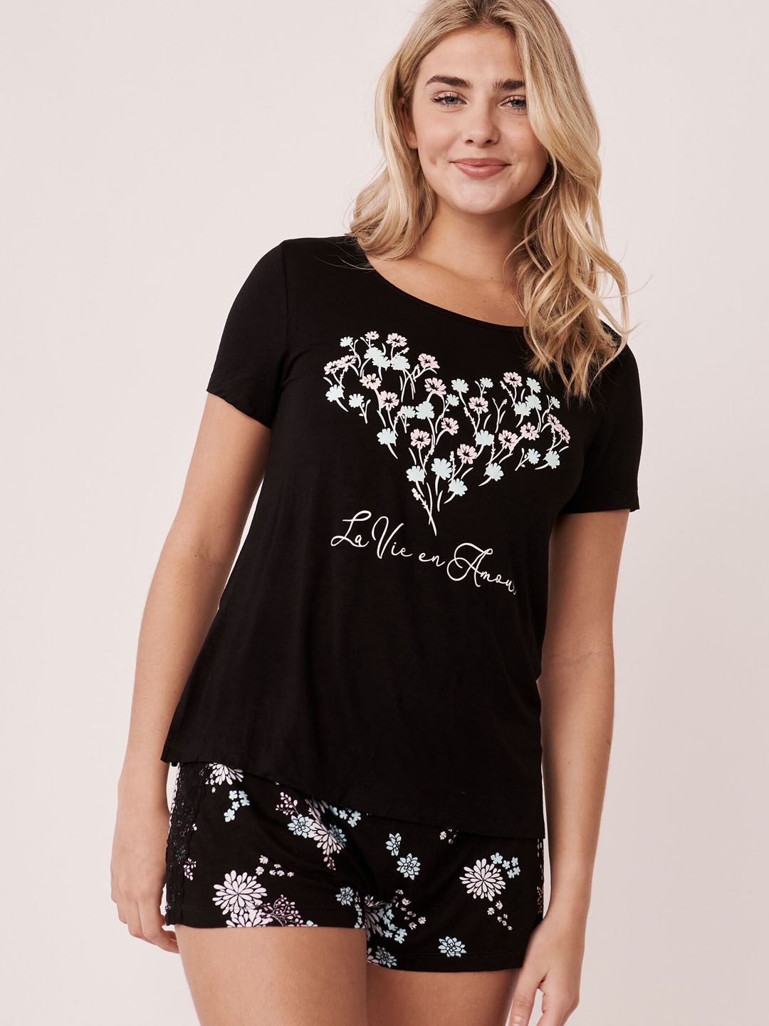 

La Vie en Rose Women Black Printed Lounge Tshirts