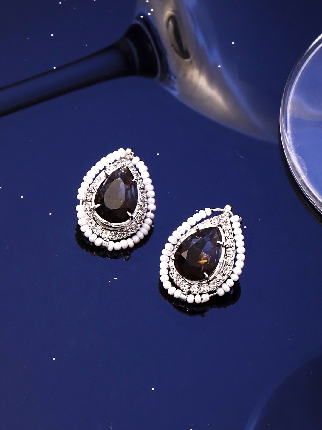 

Yellow Chimes Black Silver Plated Single Stone Studded Beaded Stud Earrings