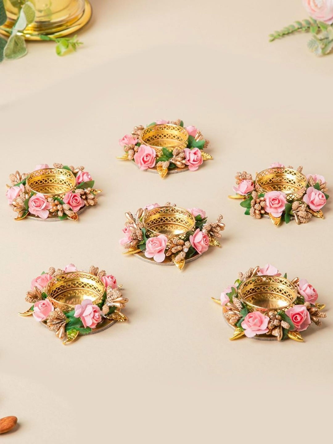 

Nestasia Pack Of 6 Pink & Gold-Toned Textured Tea Light Candle Holders