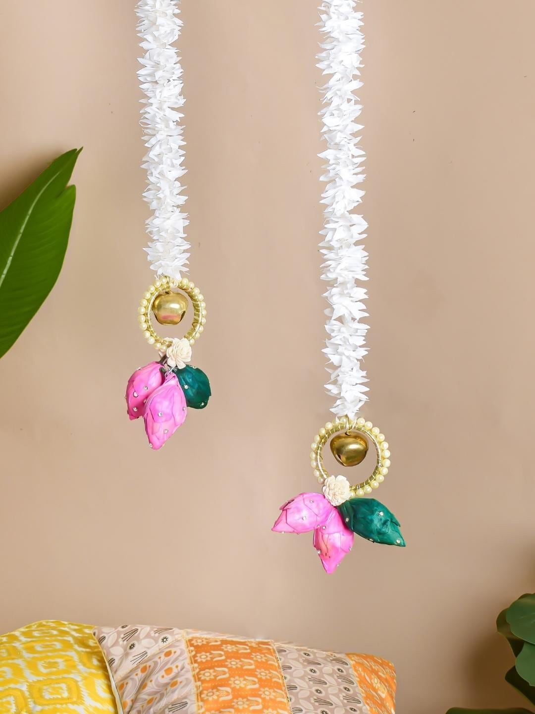 

Nestasia Set Of 2 White Floral Embellished Wall Hanging
