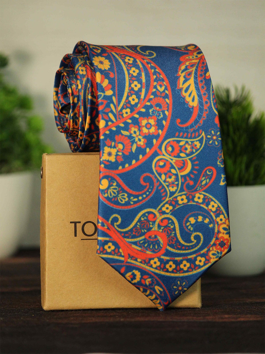 

Tossido Men Blue & Pink Printed Broad Tie